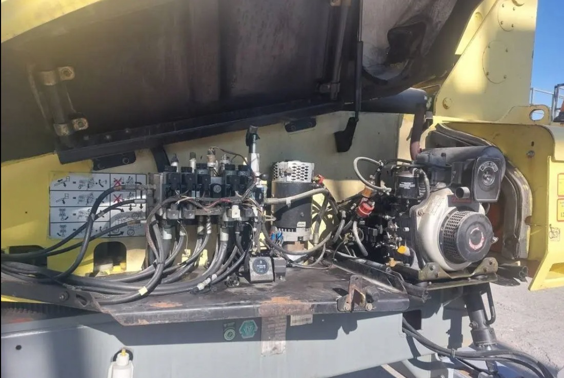 Sold - Telescopic Boom Lift - View 2